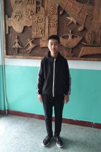 何佳俊
