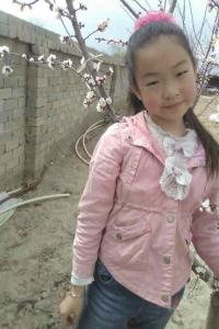 李妍蓉