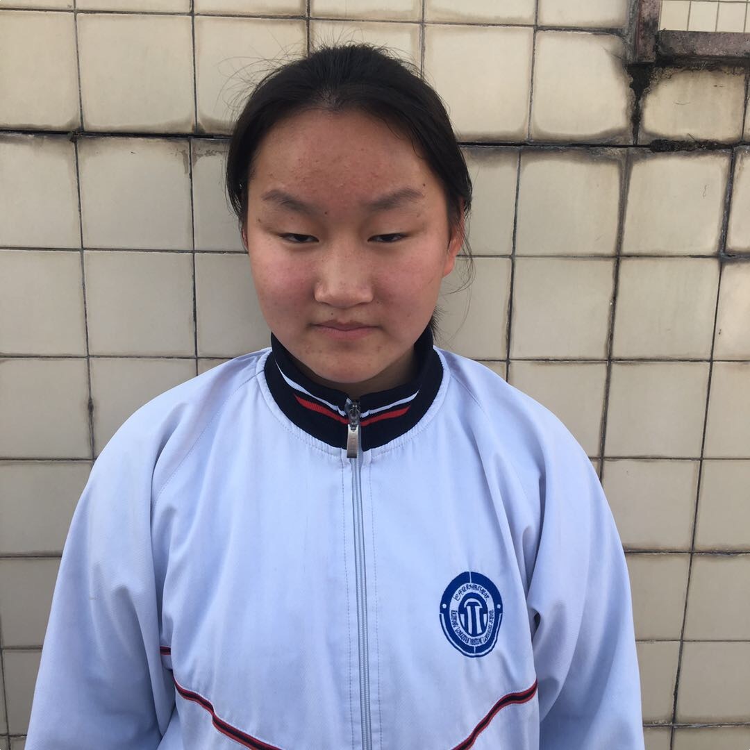 杨茜