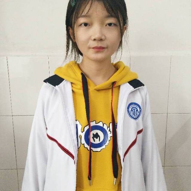 李凌薇