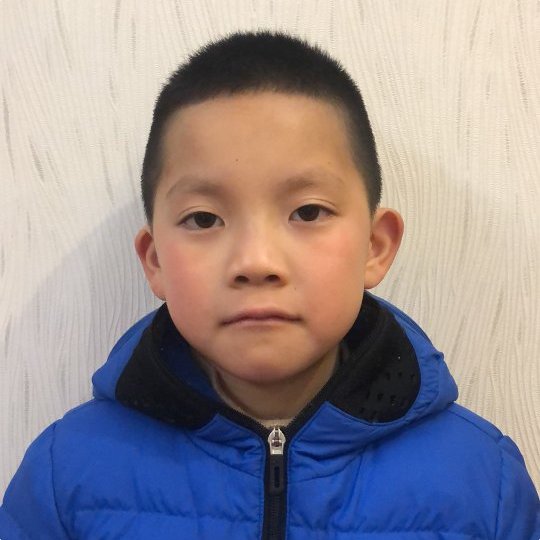 张腾月