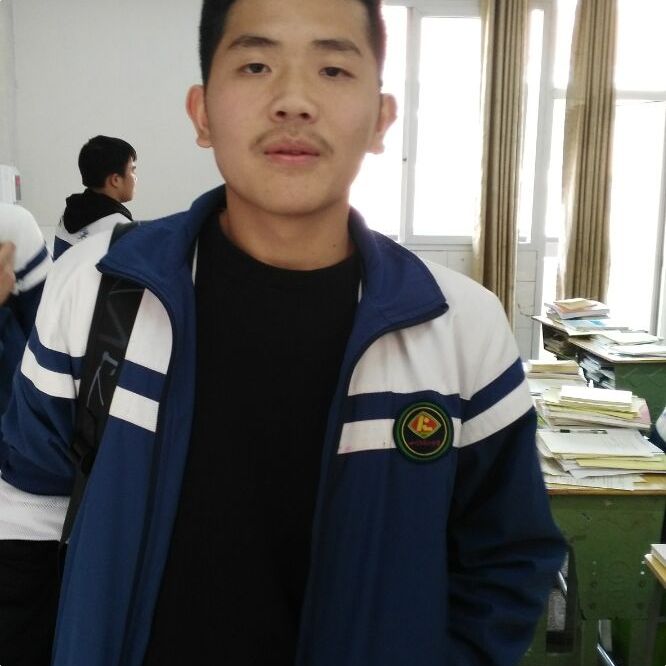黄思源