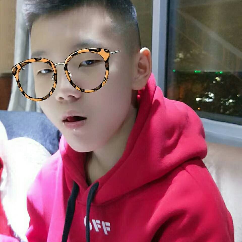 李玮翔