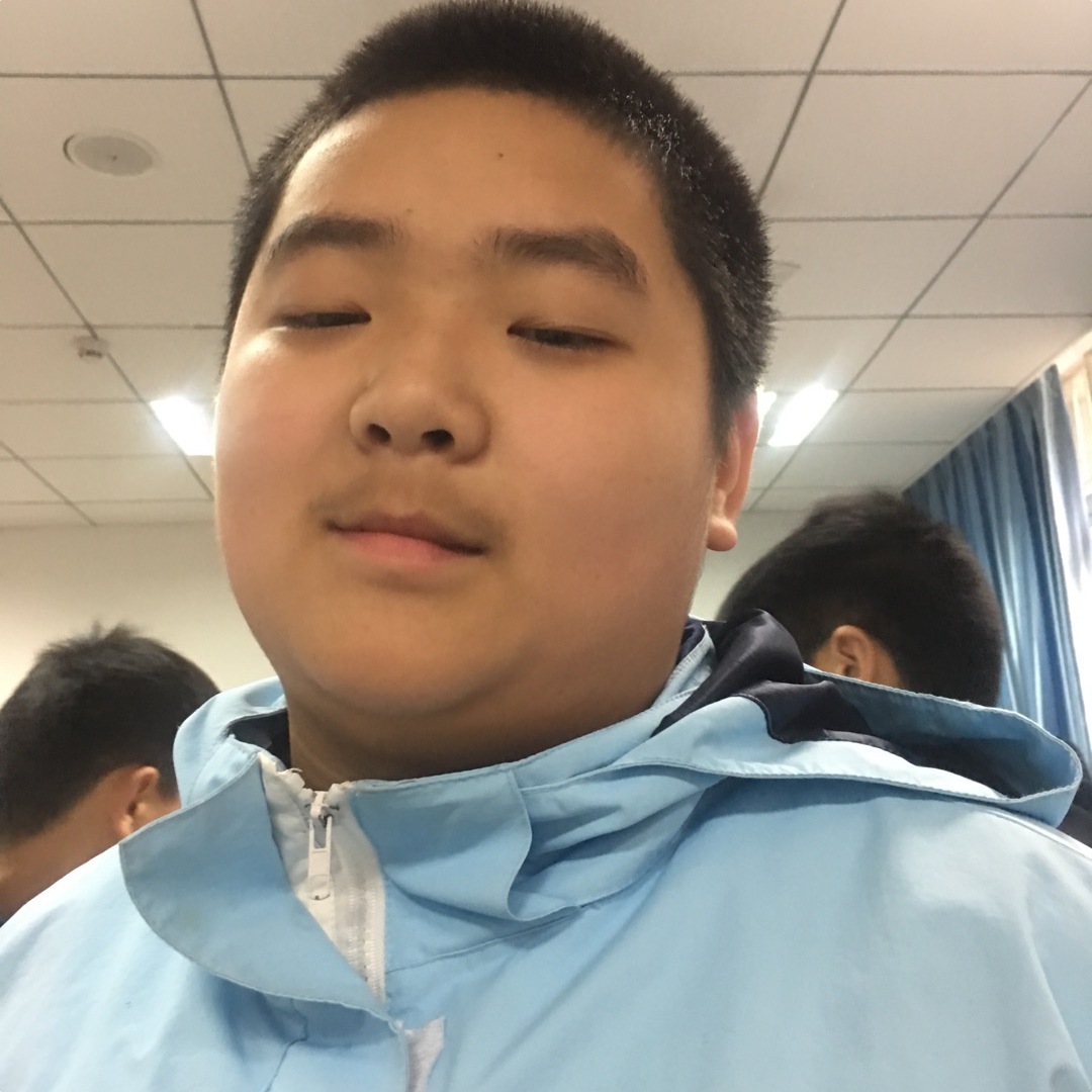 王颢霖