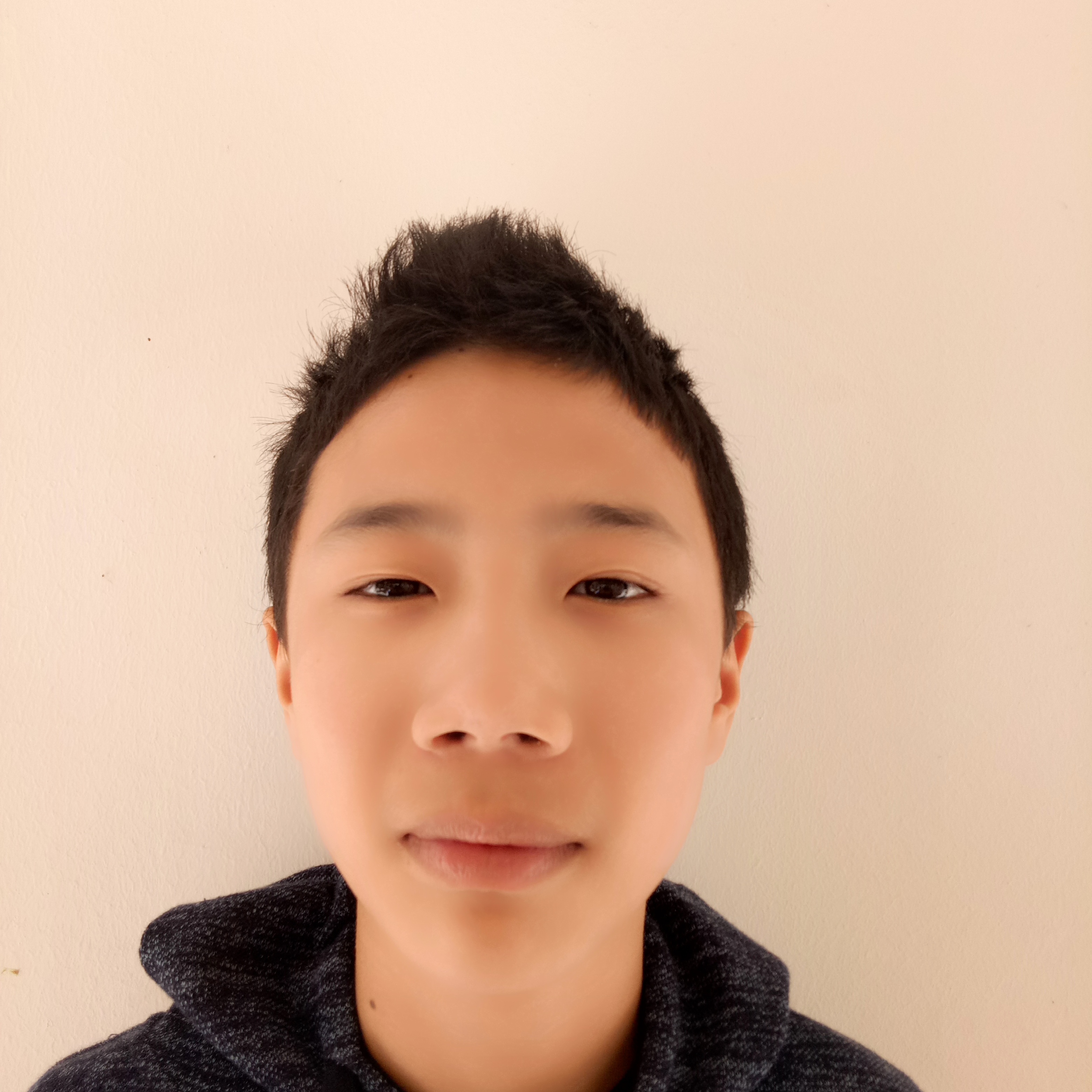 张灼